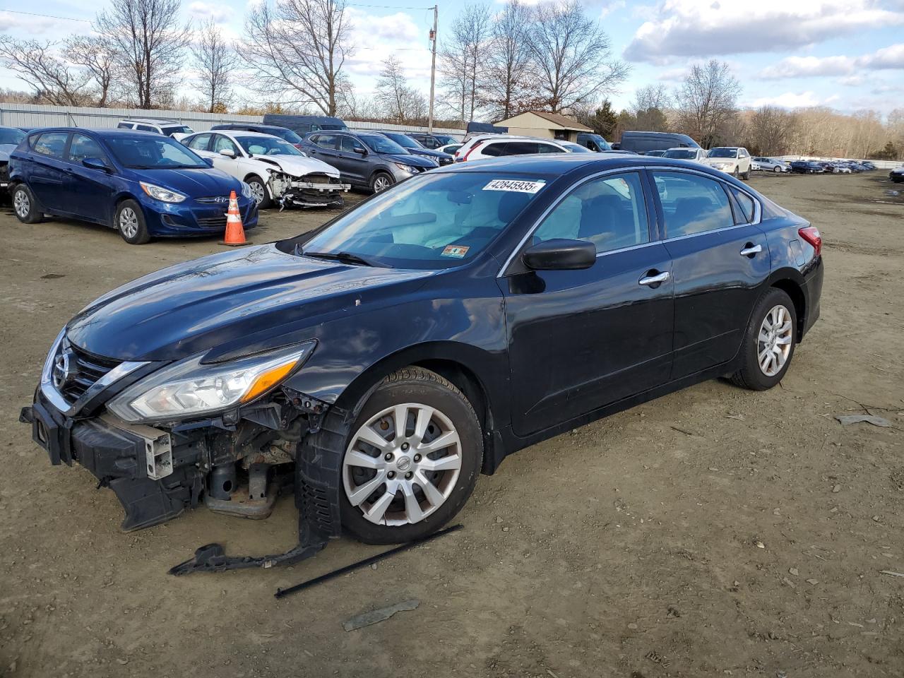 2017 Nissan Altima - Image 1