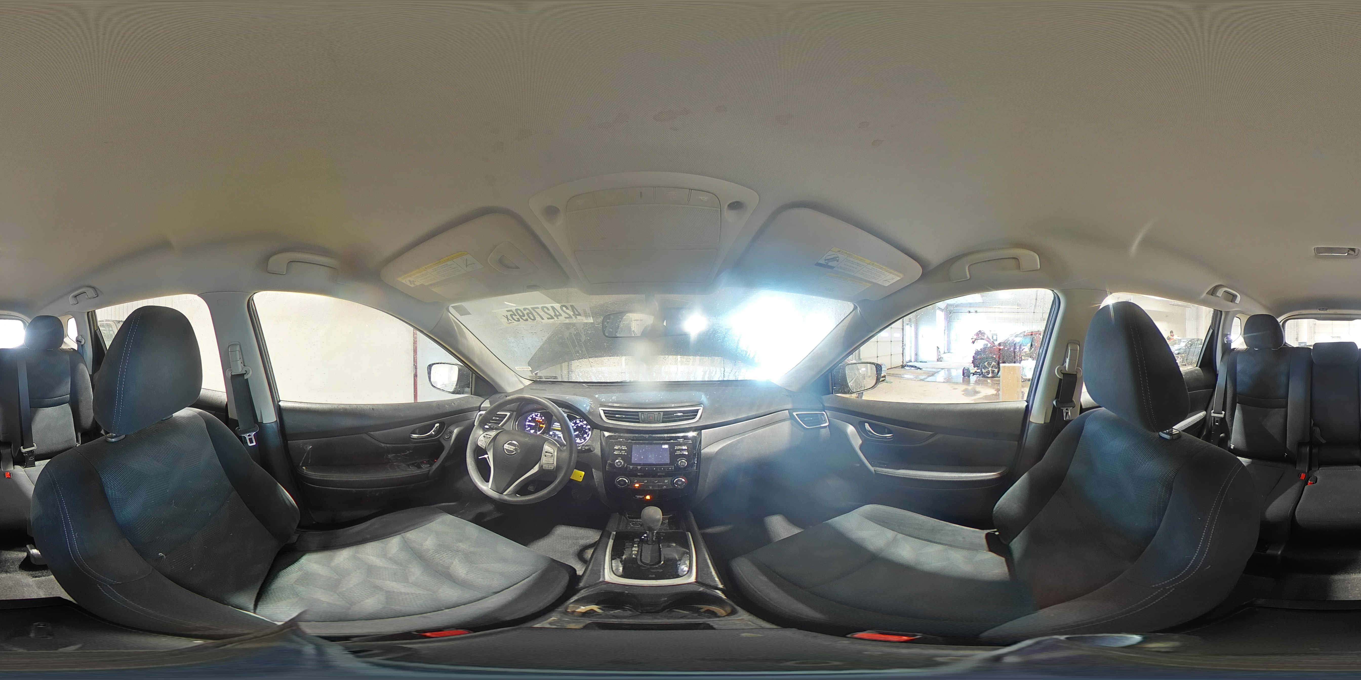 2016 Nissan Rogue - Image 15