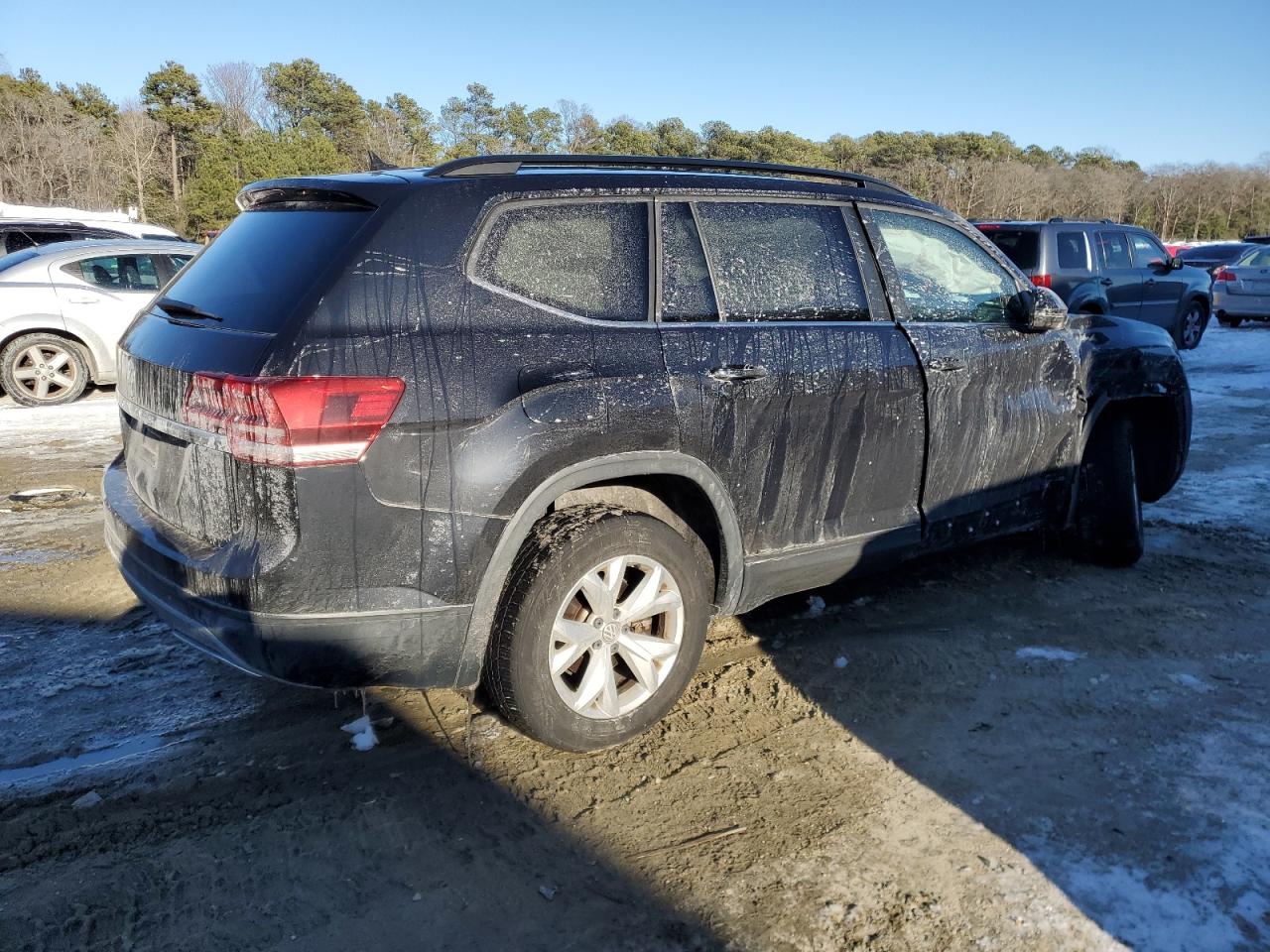 2020 Volkswagen Atlas - Image 3