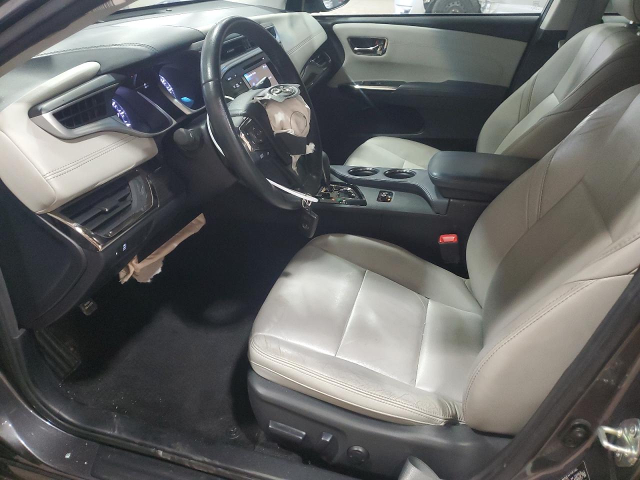 2013 Toyota Avalon - Image 7