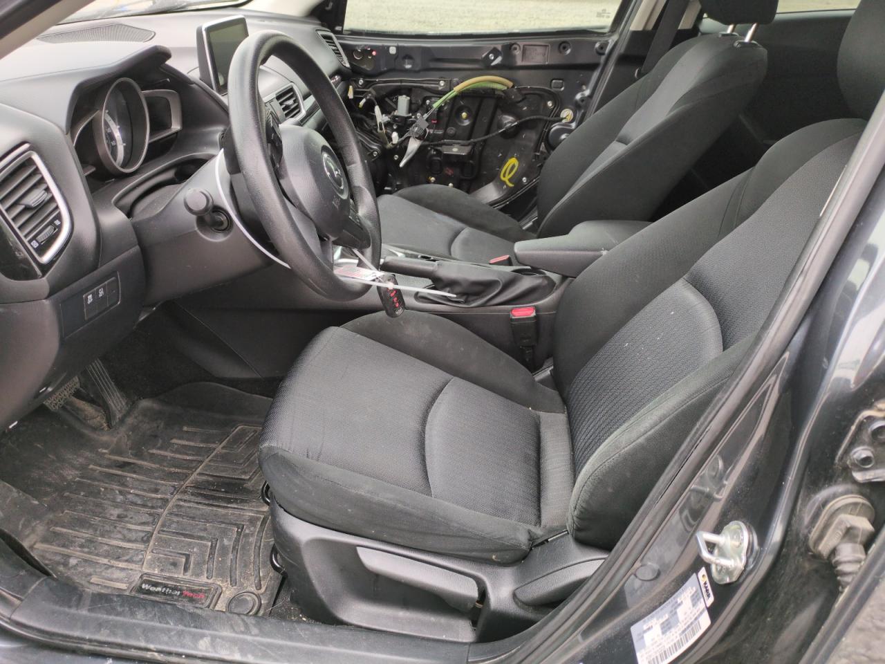 2015 Mazda 3 - Image 7