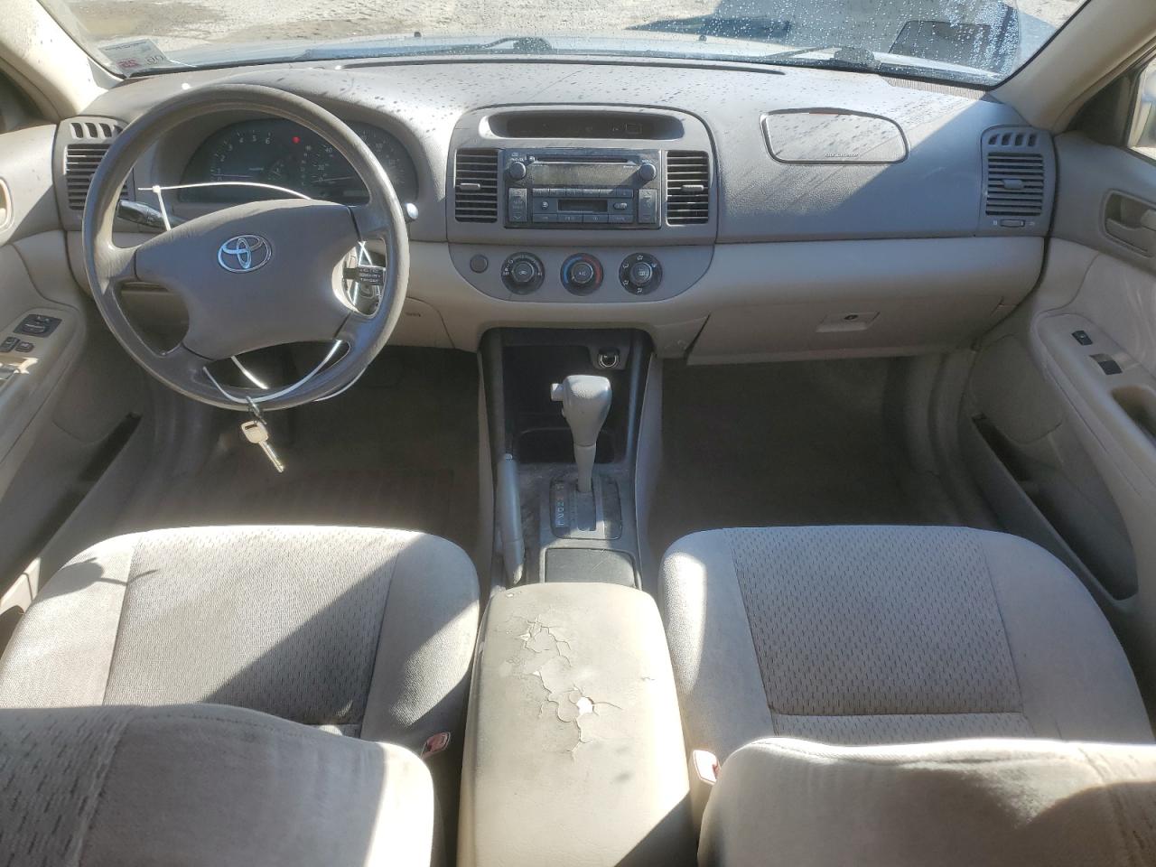 2004 Toyota Camry - Image 8