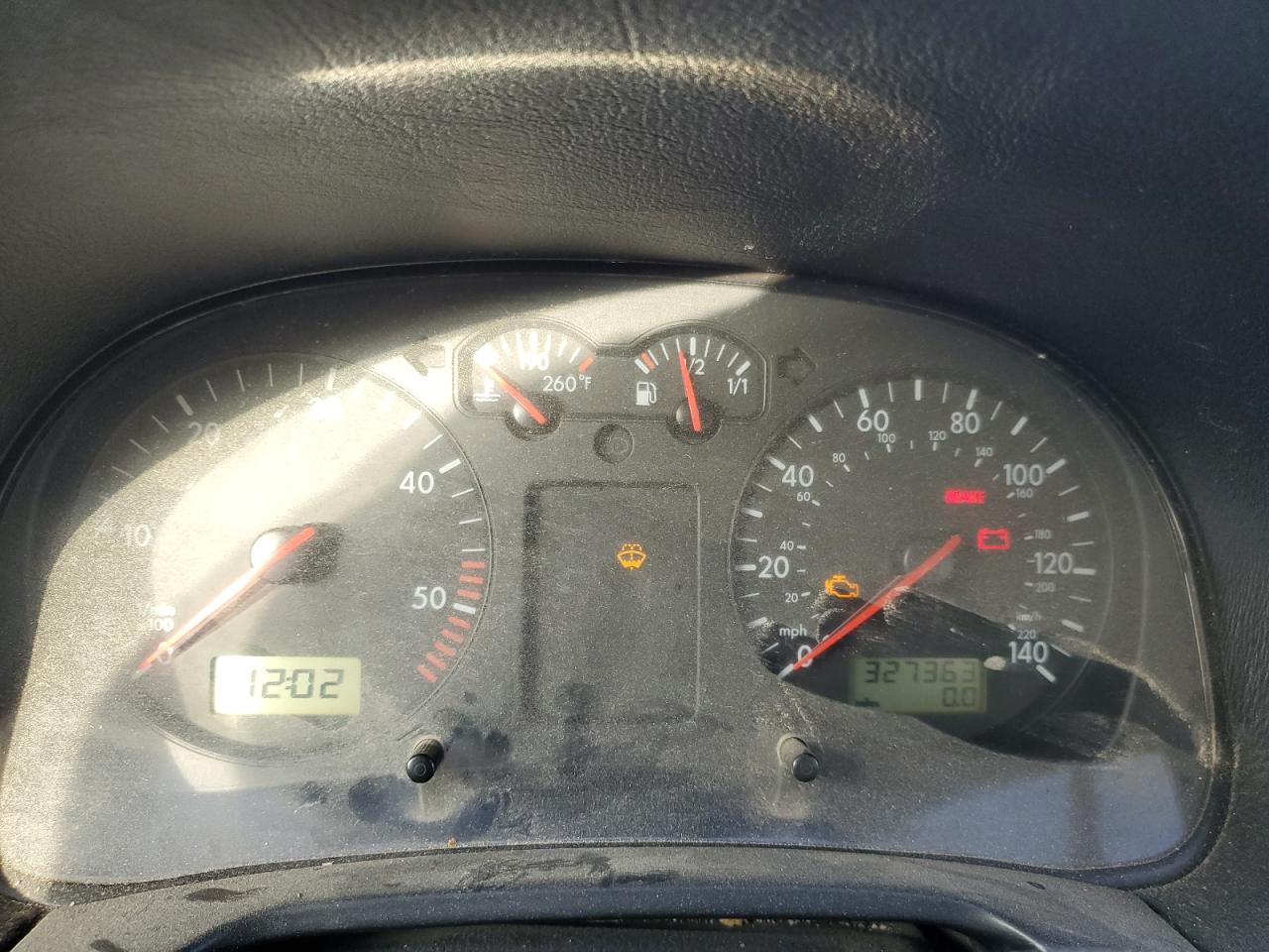 2003 Volkswagen Jetta - Image 9