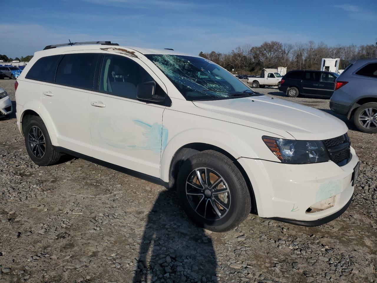 2017 Dodge Journey - Image 4