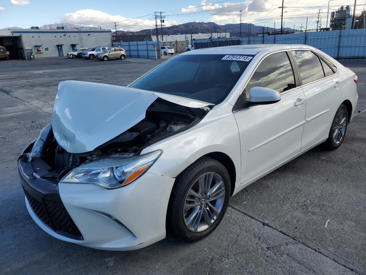 VIN 4T1BF1FK3GU209480 2016 TOYOTA CAMRY no.1