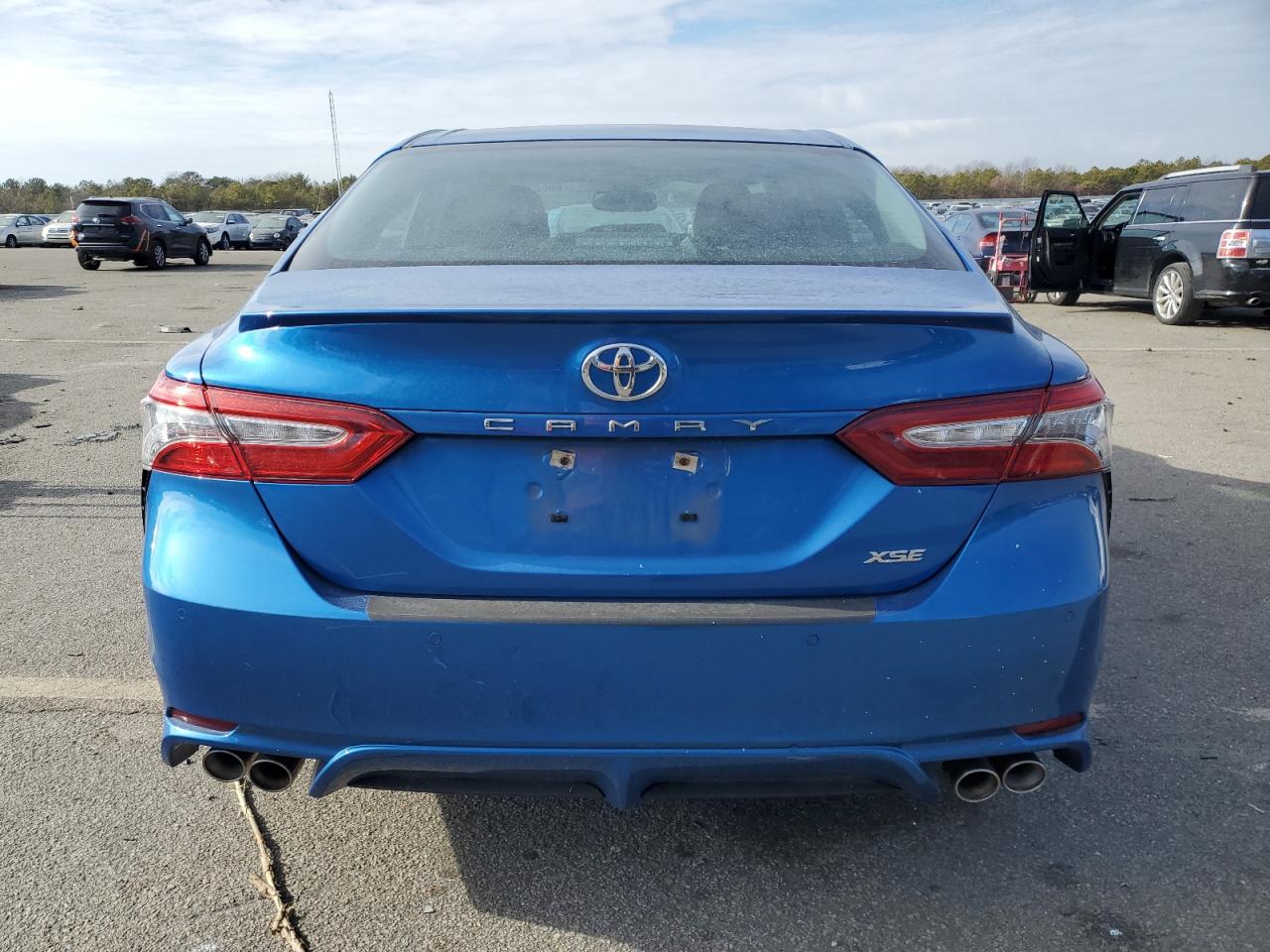 2018 Toyota Camry - Image 6