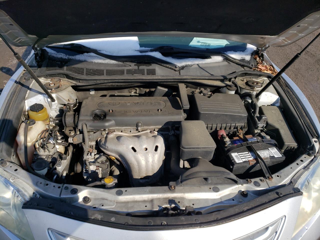 2009 Toyota Camry - Image 11