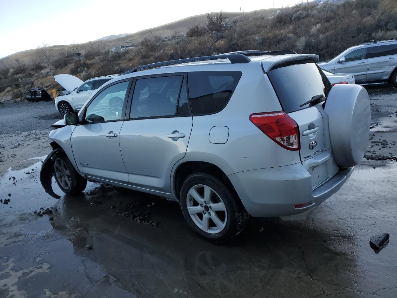2006 Toyota RAV 4 - Image 2