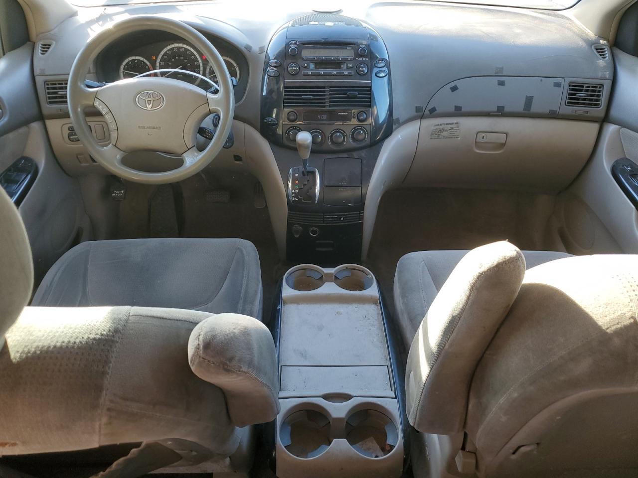 2005 Toyota Sienna - Image 8