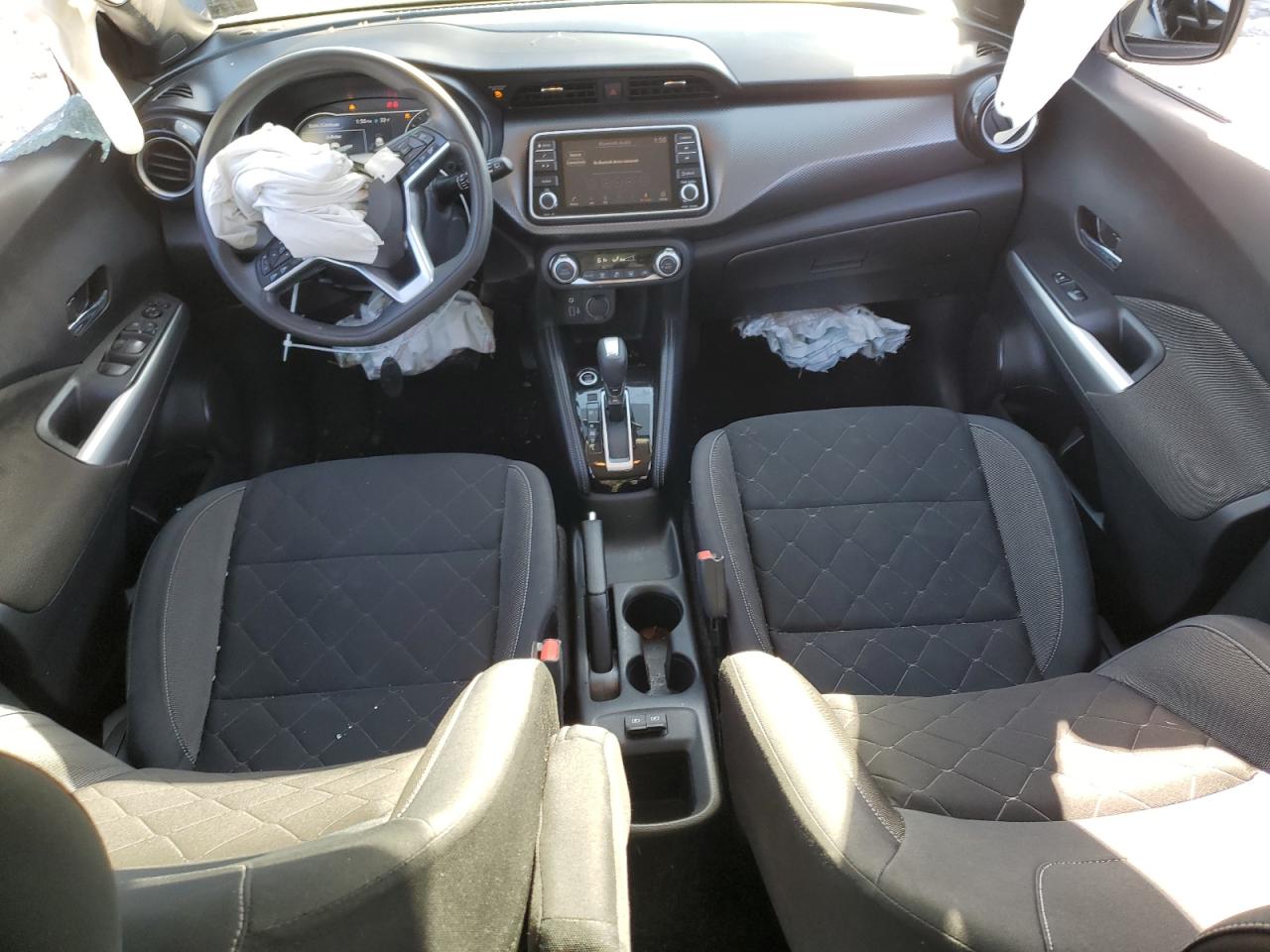 2020 Nissan Kicks - Image 8