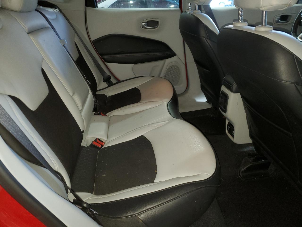 2021 Jeep Compass - Image 11