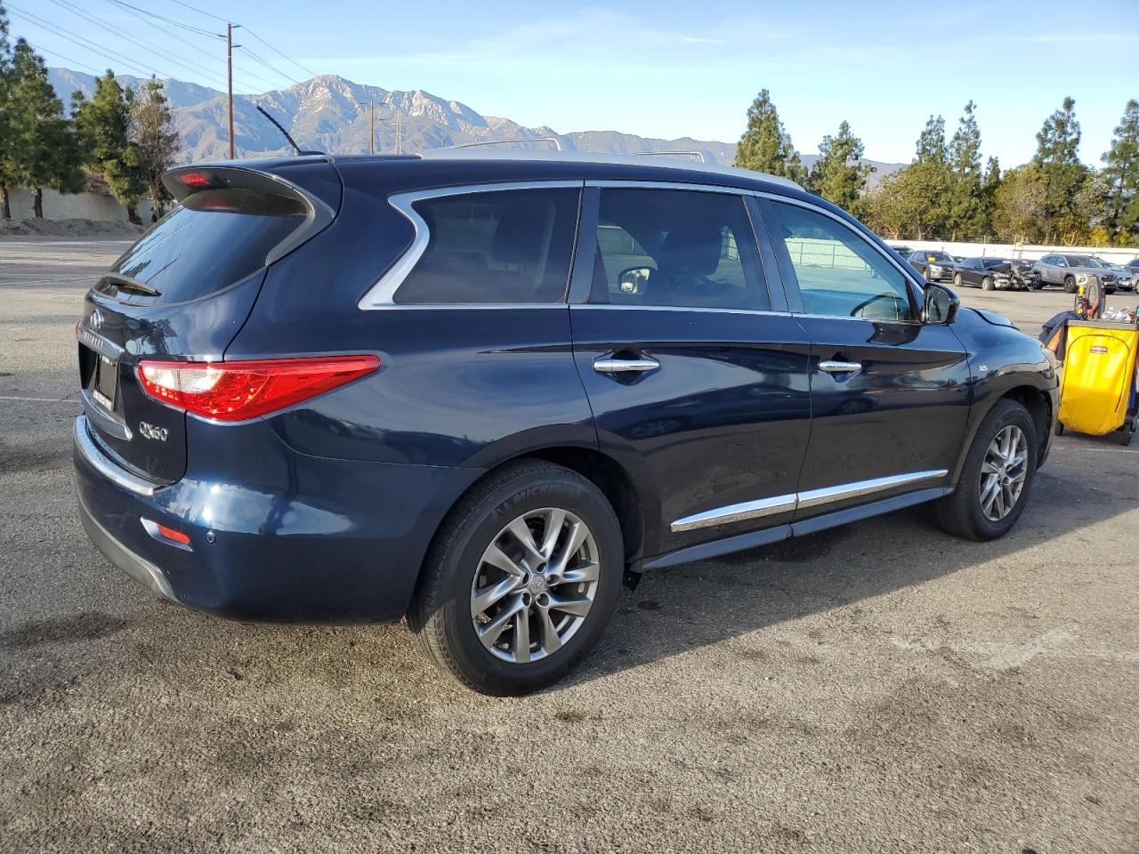 2015 Infiniti QX60 - Image 3