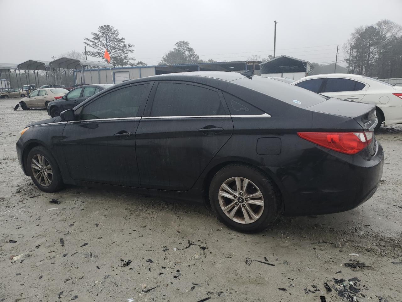 2012 Hyundai Sonata - Image 2