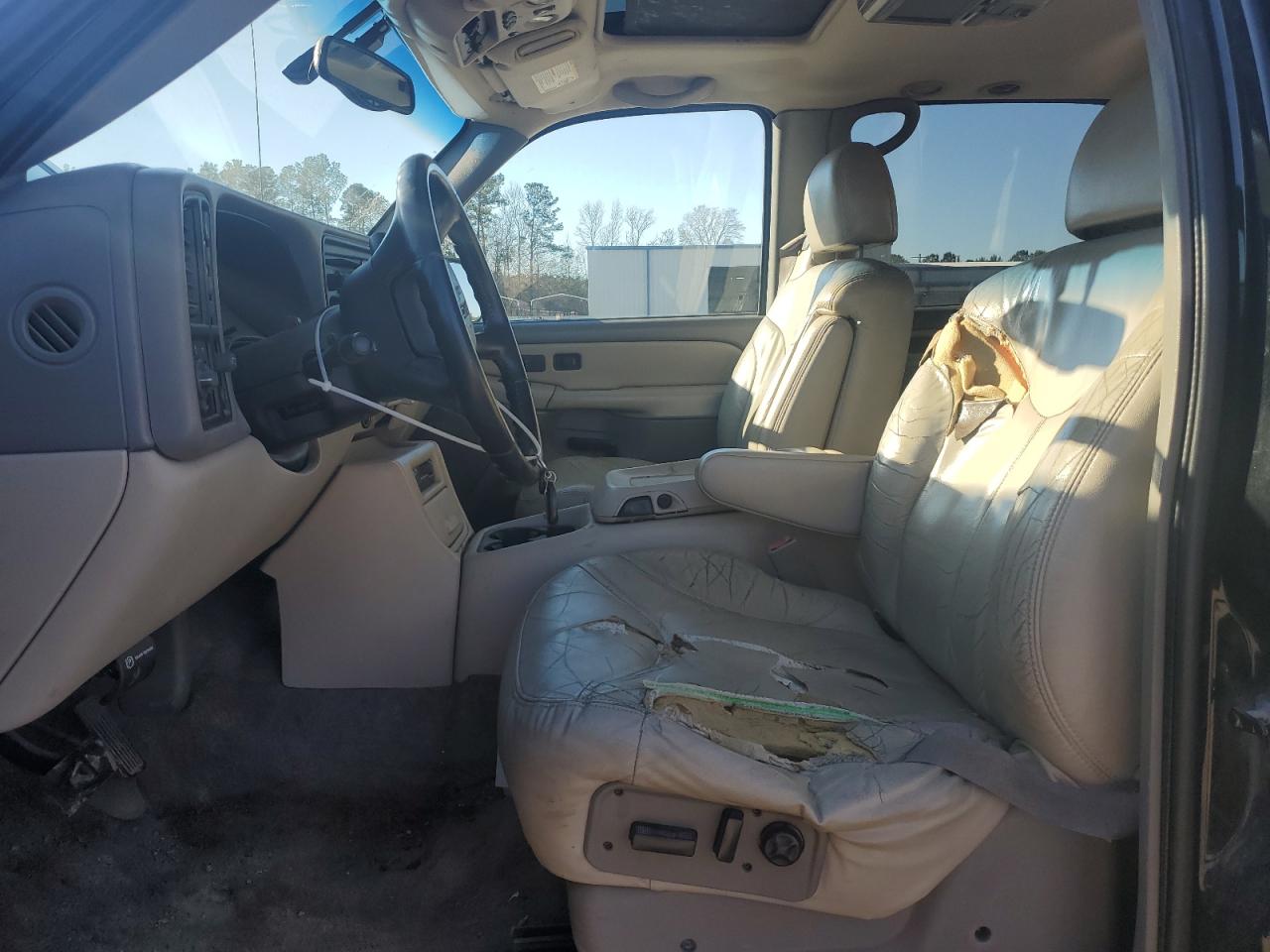 2002 GMC Yukon - Image 7
