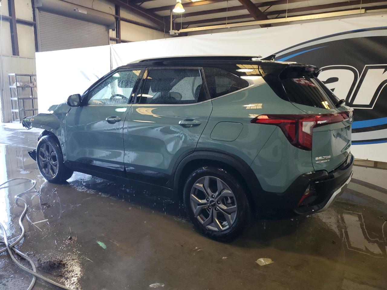 2024 Kia Seltos - Image 2