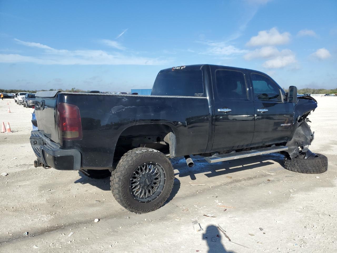 2013 GMC Sierra - Image 3