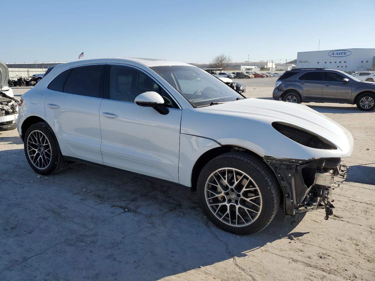 2016 Porsche Macan - Image 4