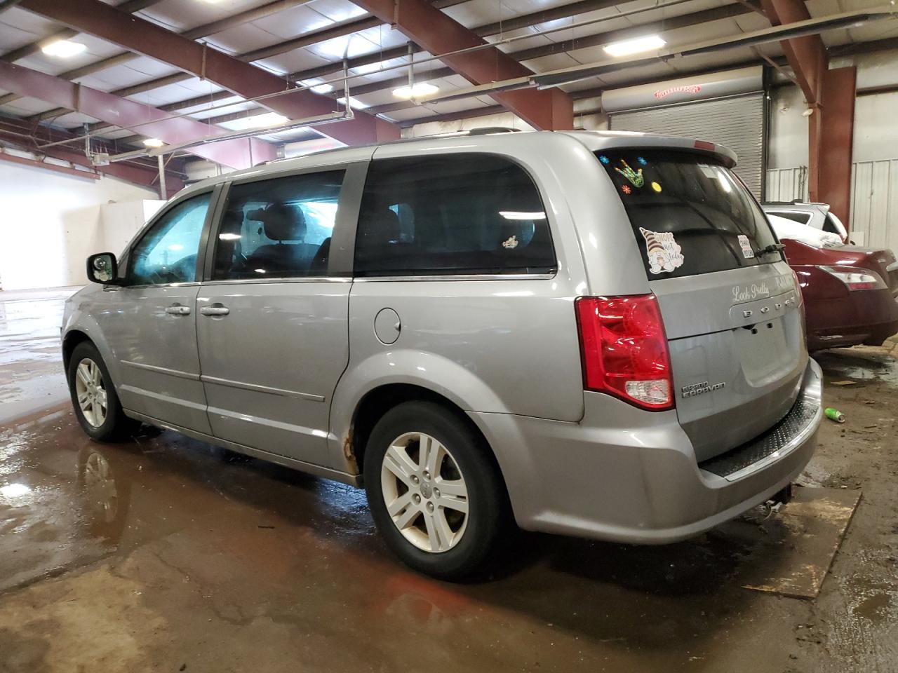 2013 Dodge Caravan - Image 2