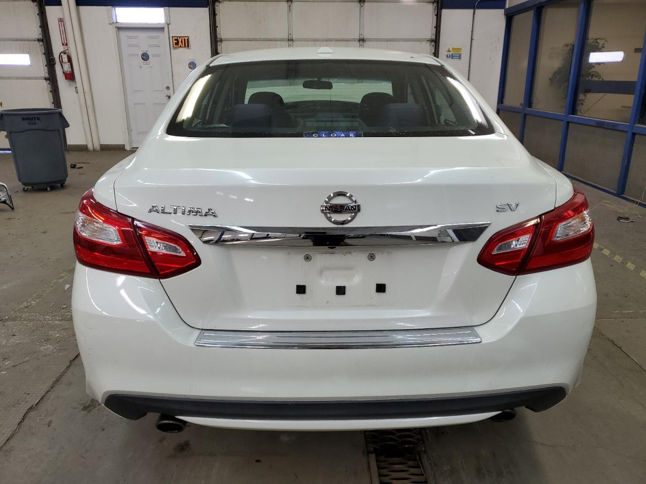 2016 Nissan Altima - Image 6