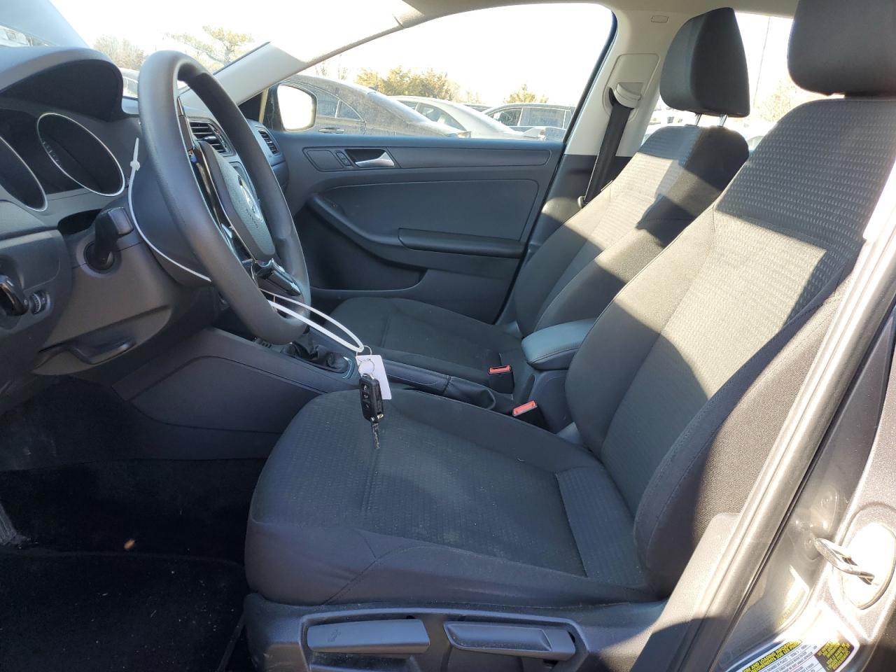 2015 Volkswagen Jetta - Image 7