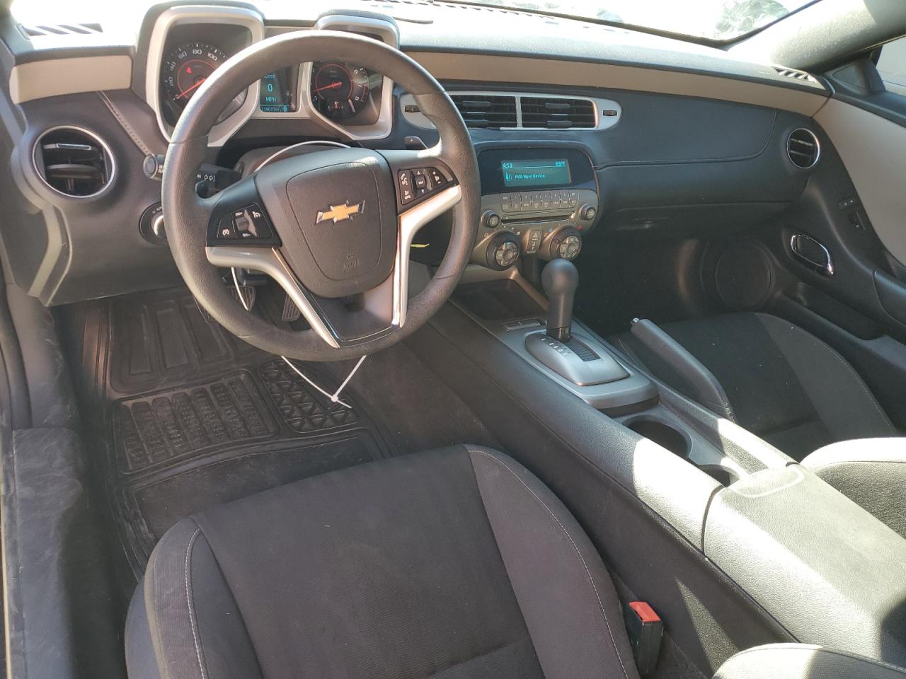 2014 Chevrolet Camaro - Image 8