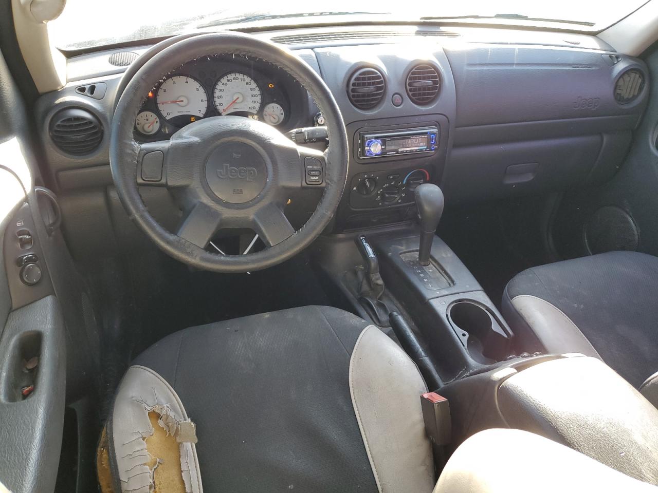 2003 Jeep Liberty (North America) - Image 8