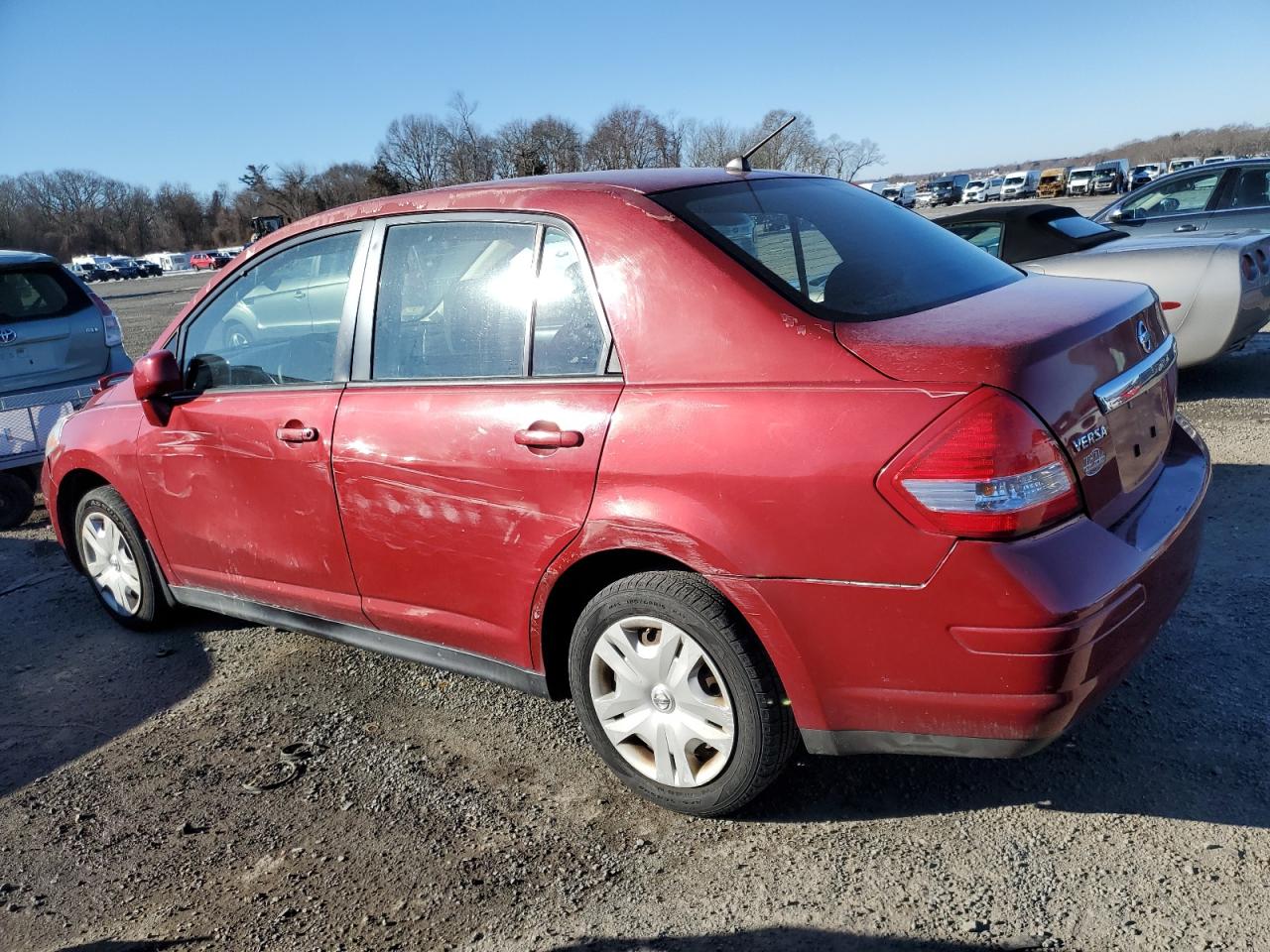 2010 Nissan Versa - Image 2