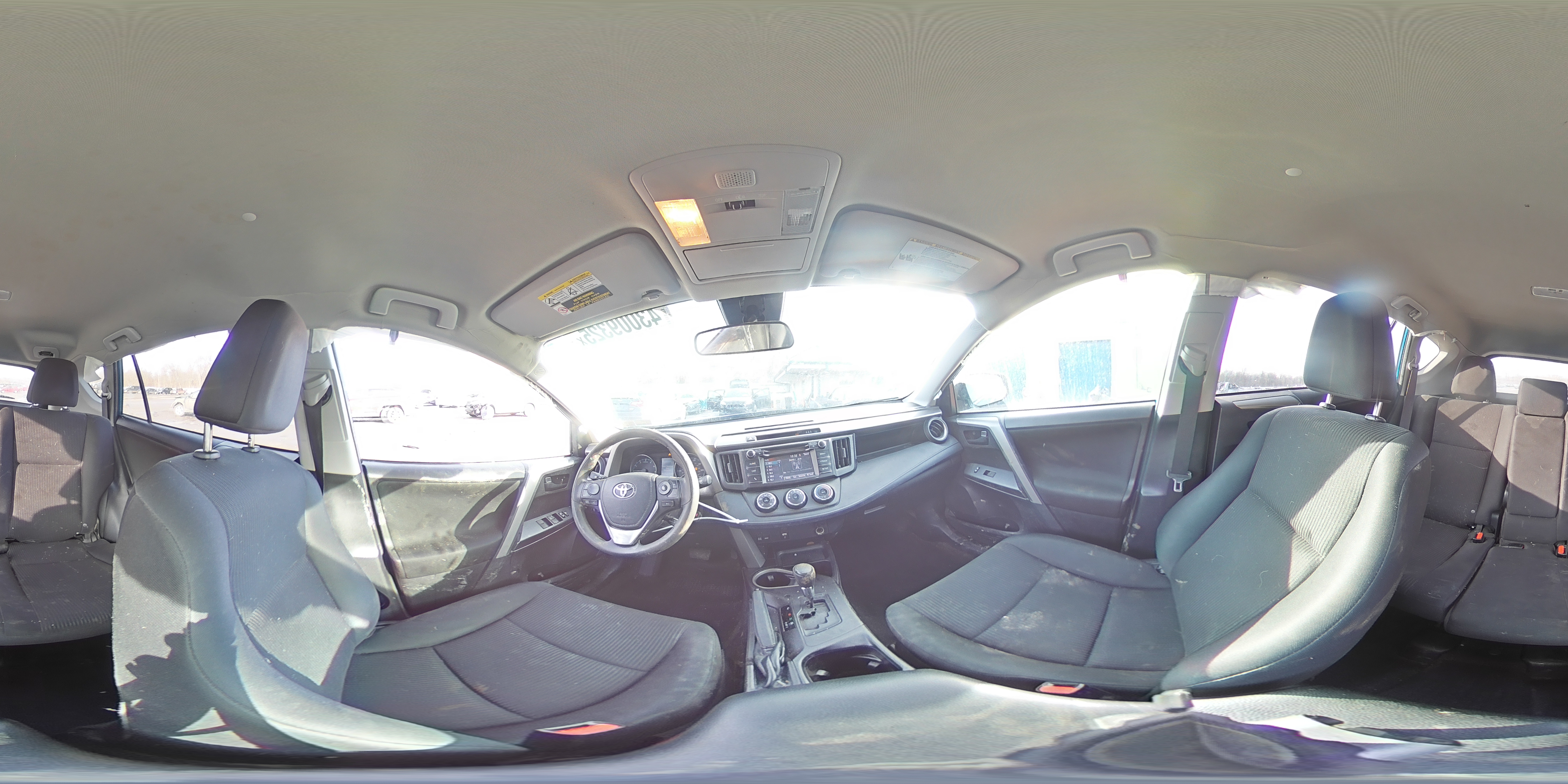 2018 Toyota RAV 4 - Image 14