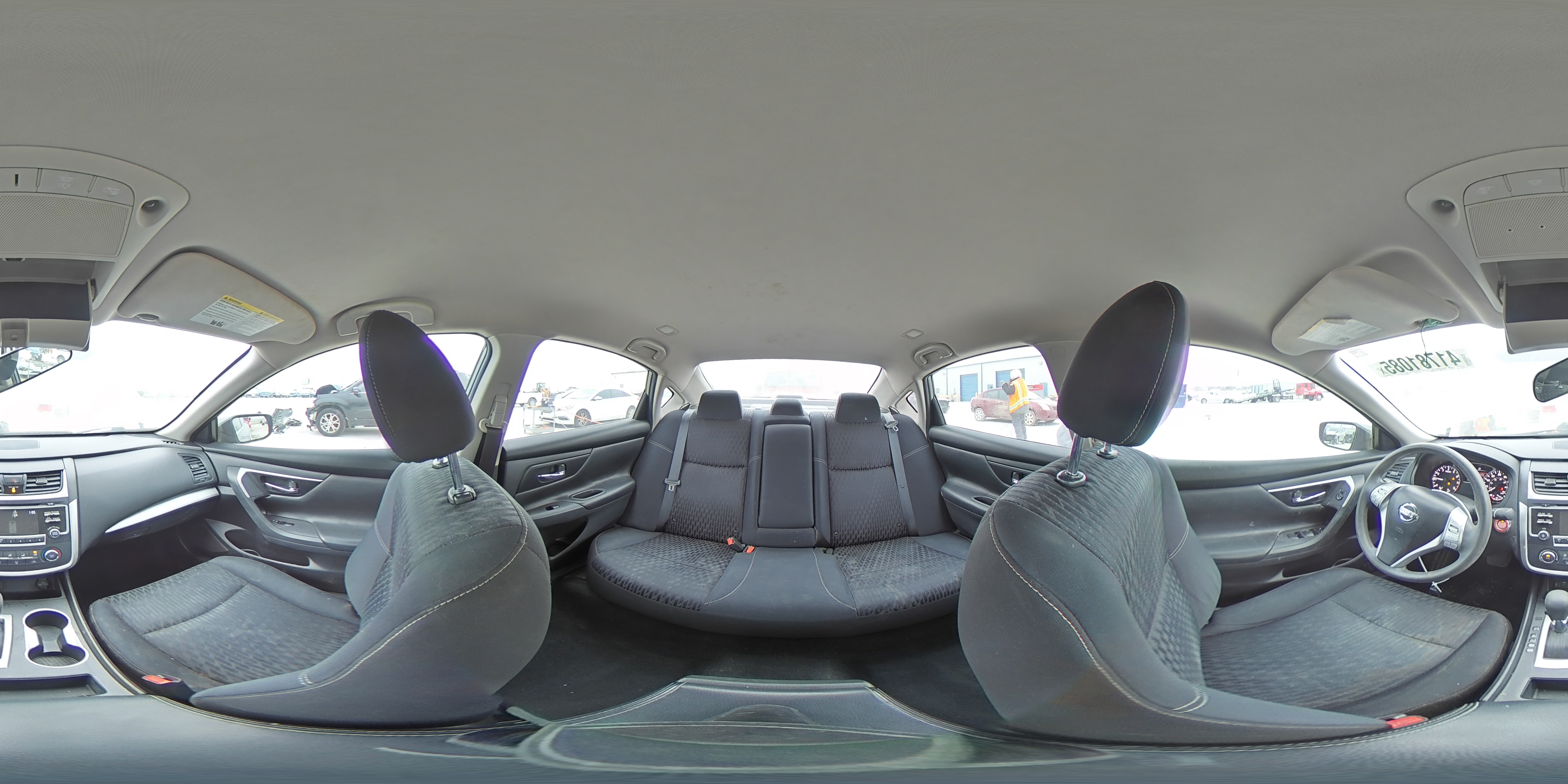 2017 Nissan Altima - Image 14