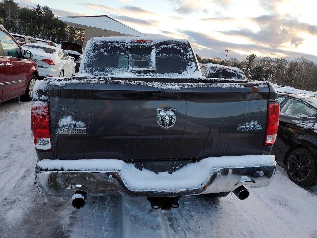 2018 RAM 1500 - Image 6
