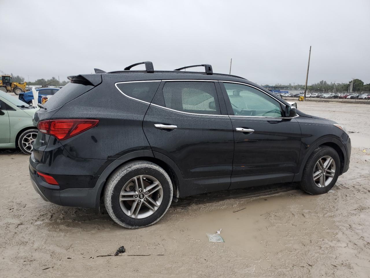 2018 Hyundai Santa Fe - Image 3
