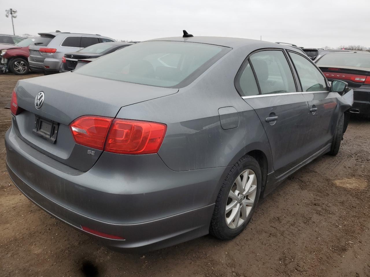2014 Volkswagen Jetta - Image 3