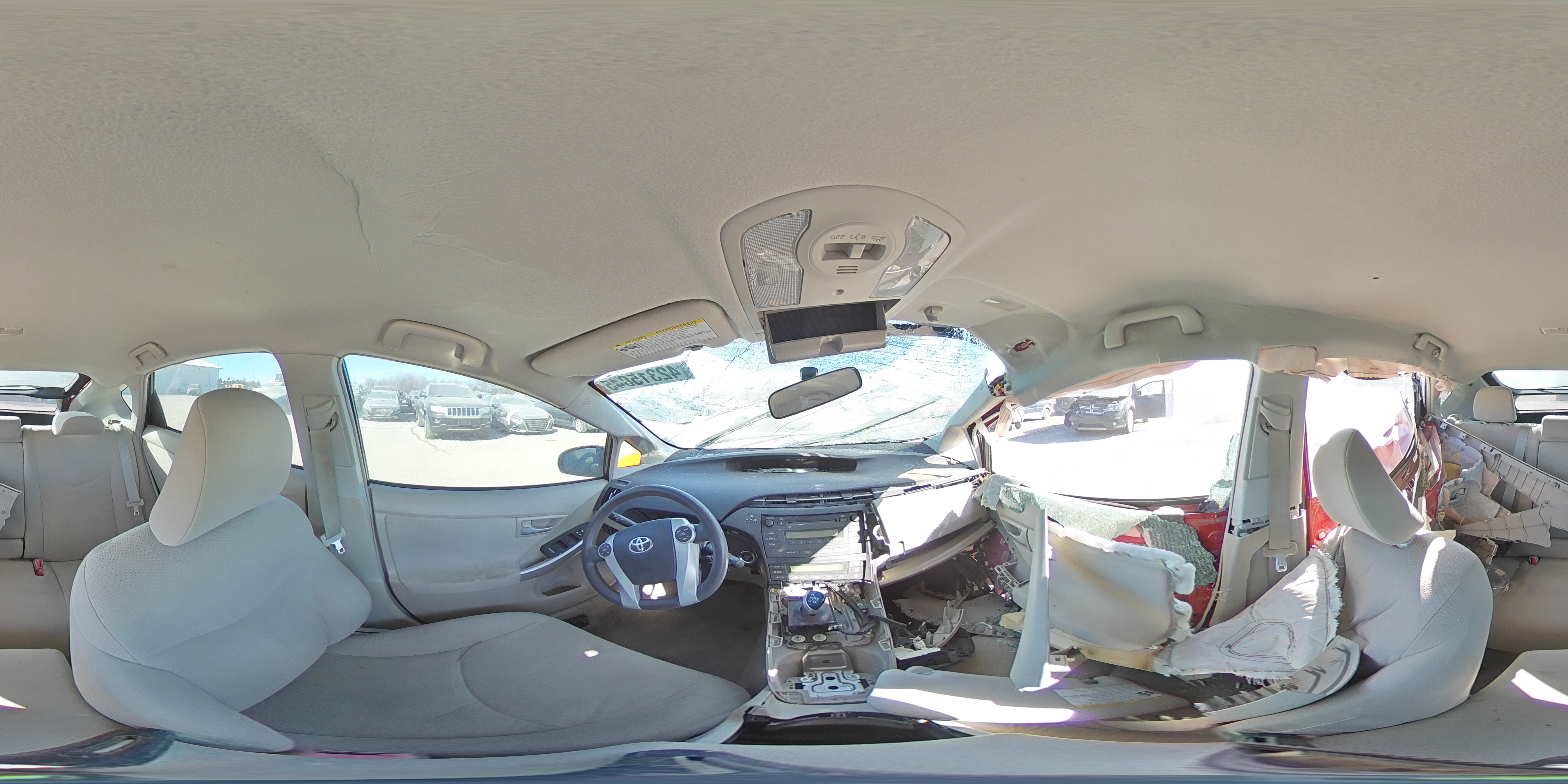 2011 Toyota Prius - Image 12