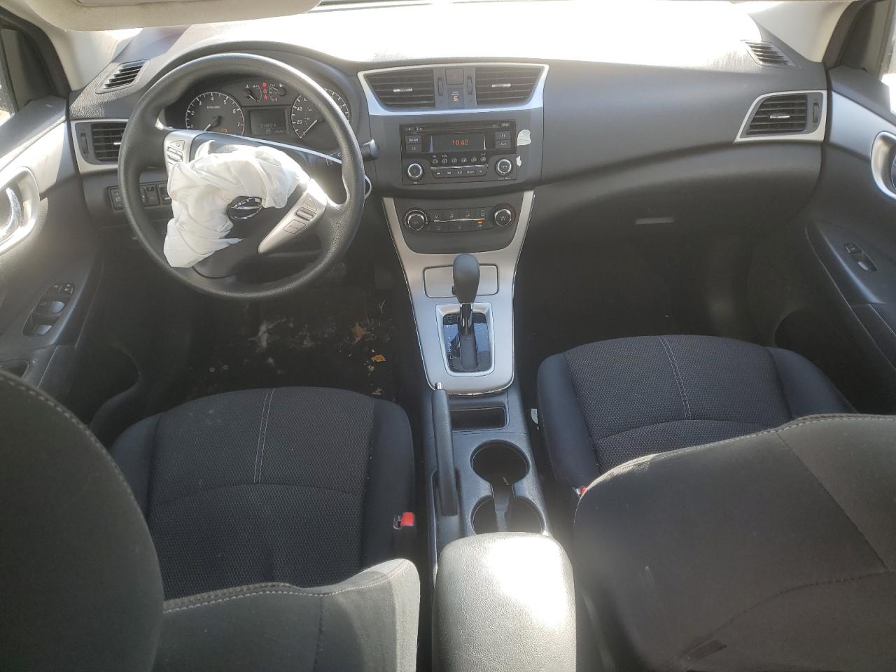 2015 Nissan Sentra - Image 8