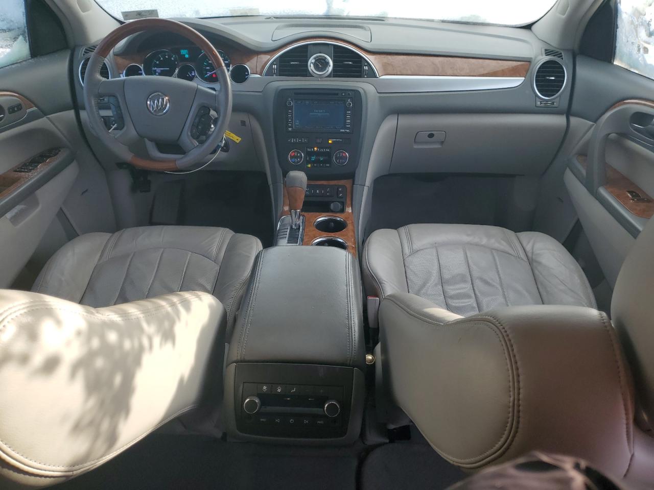 2010 Buick Enclave - Image 8