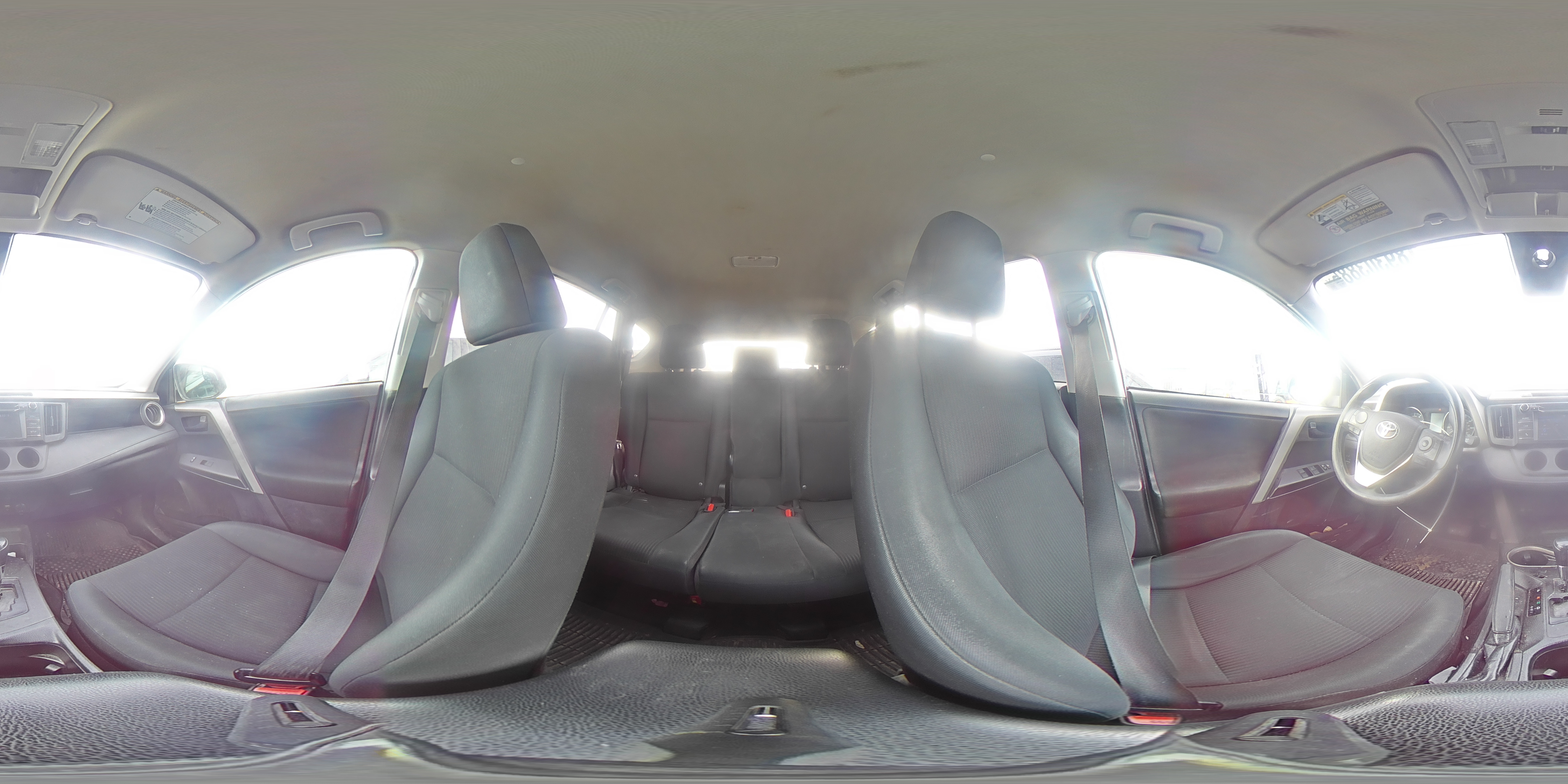 2017 Toyota RAV 4 - Image 14