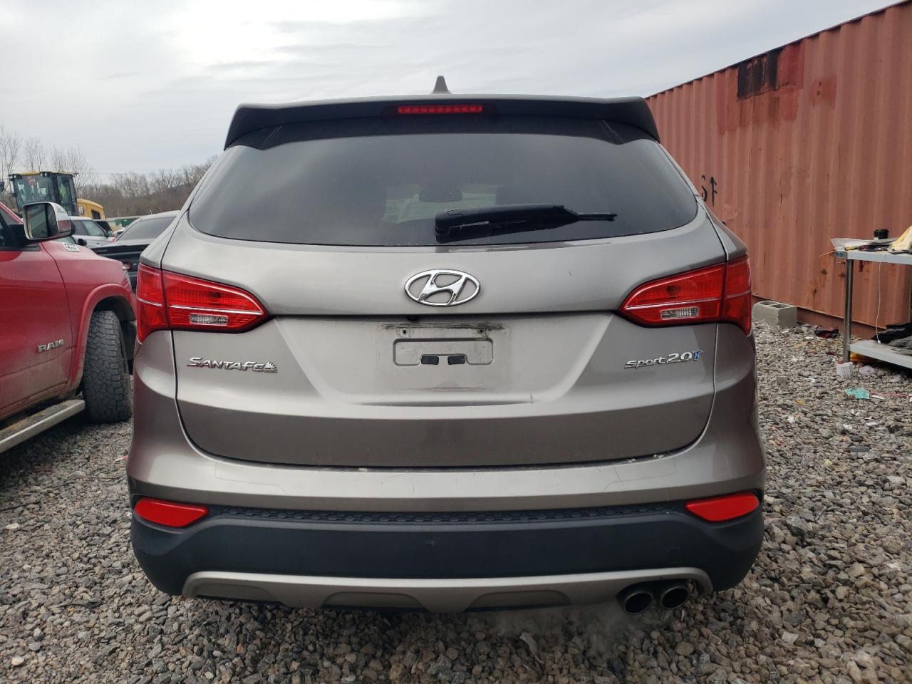 2013 Hyundai Santa Fe - Image 6