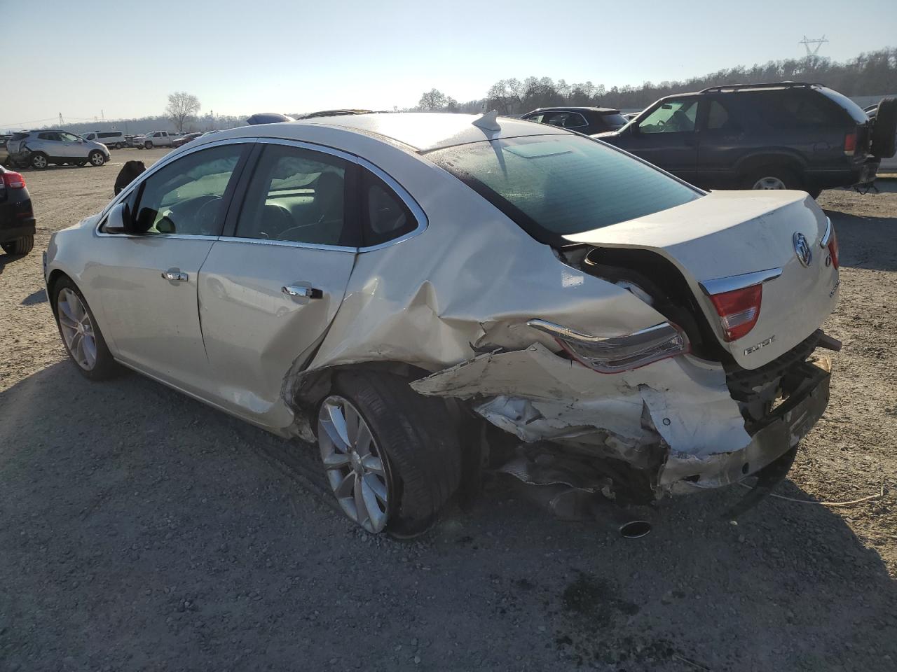 2012 Buick Verano - Image 2