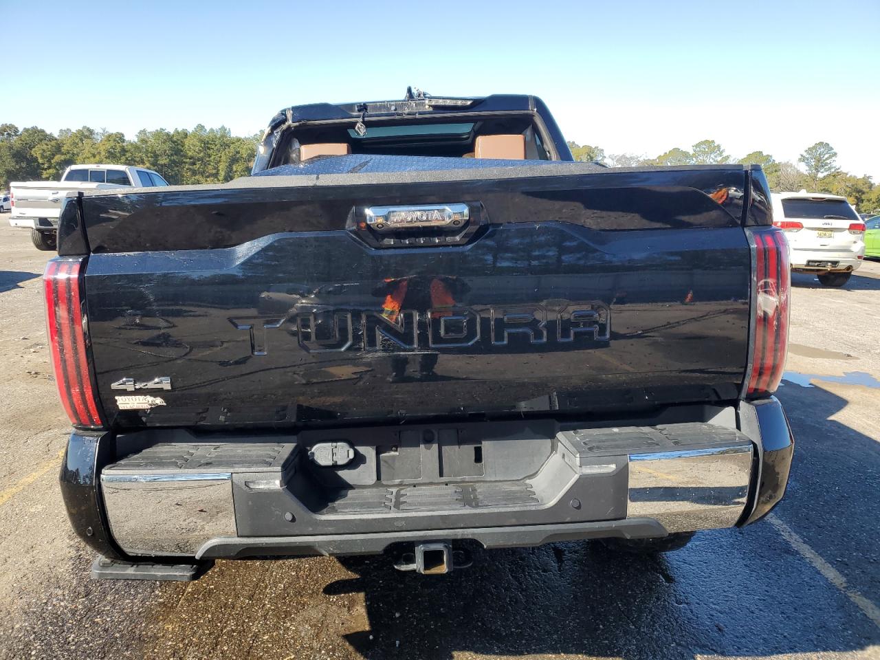 2022 Toyota Tundra - Image 6
