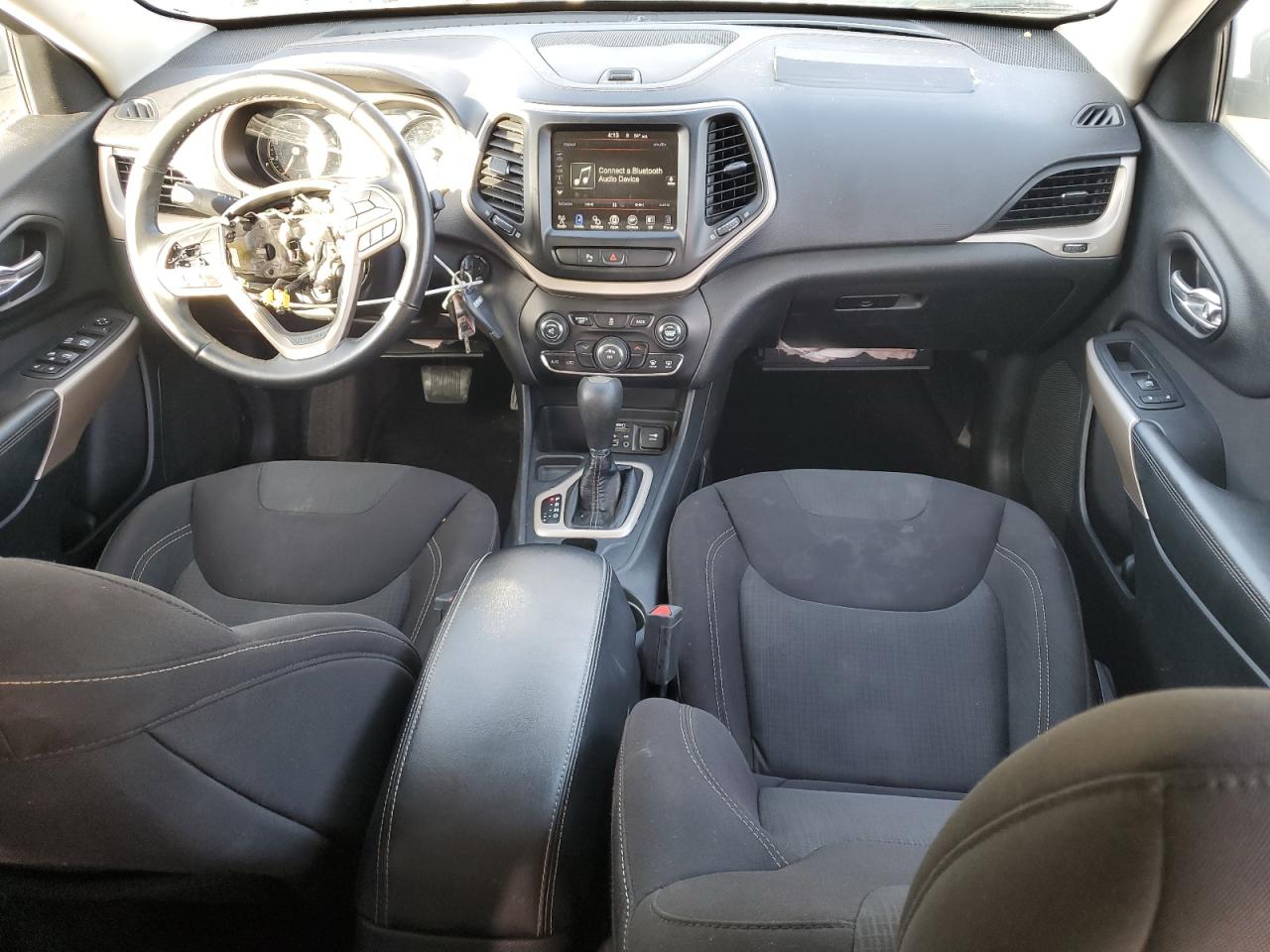 2017 Jeep Grand Cherokee - Image 8