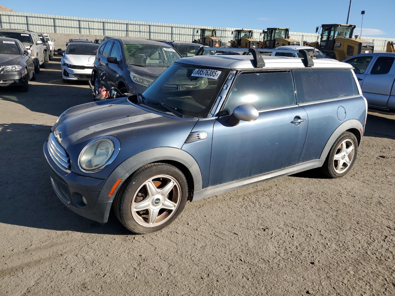 2010 MINI Cooper - Image 1