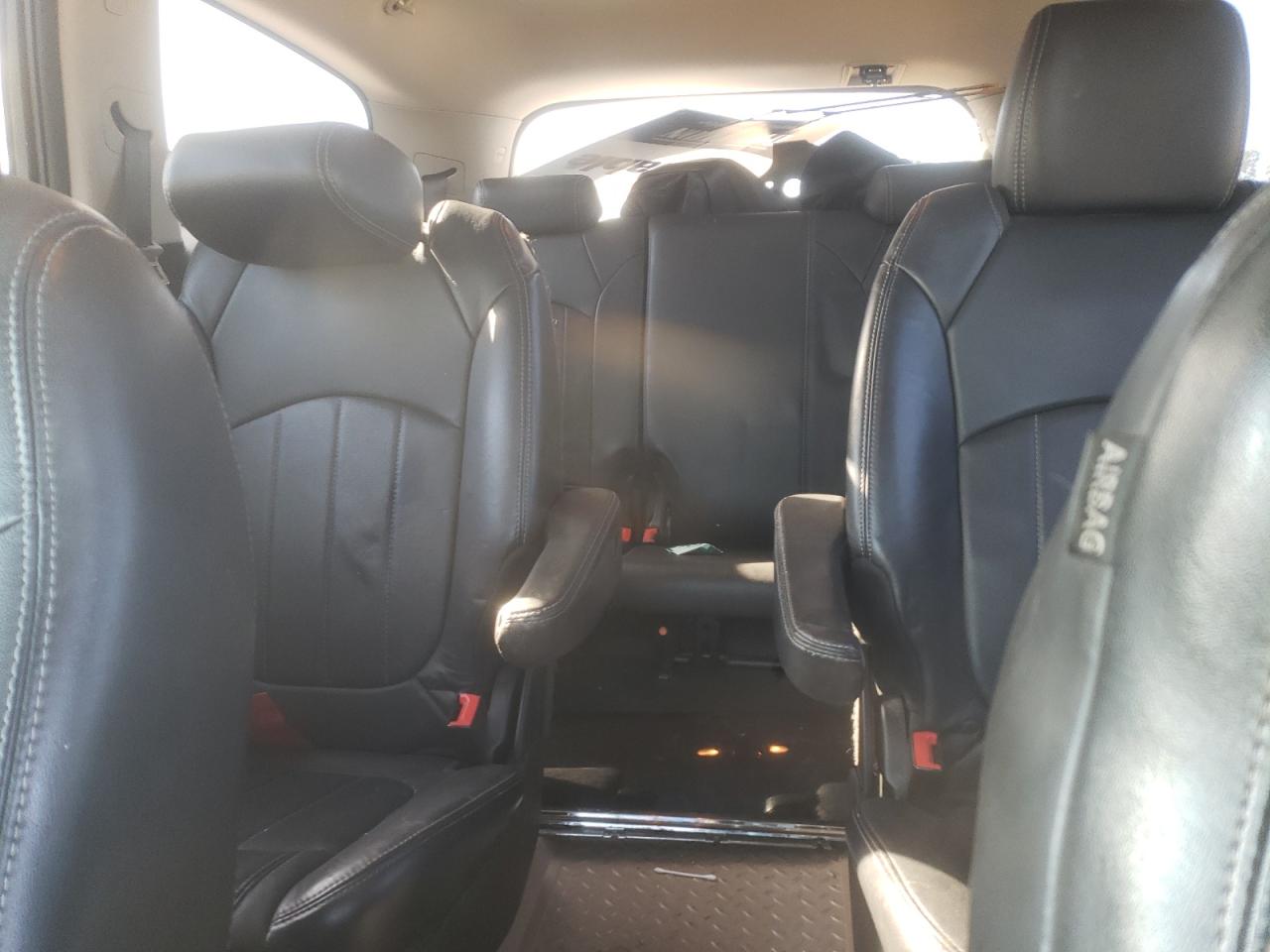 2014 Buick Enclave - Image 10