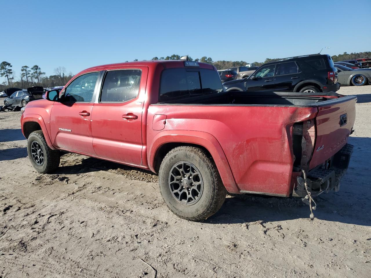 2019 Toyota Tacoma - Image 2