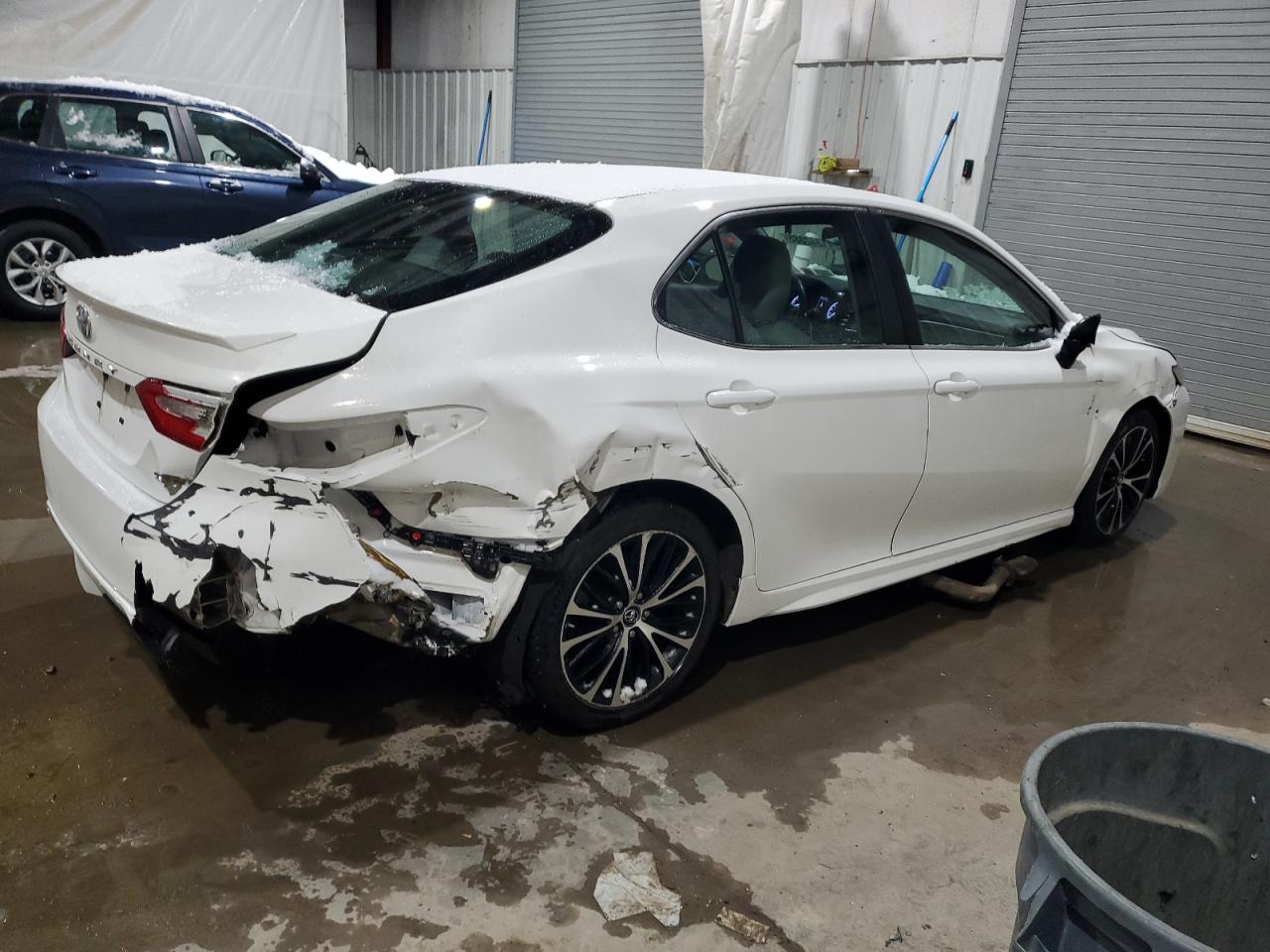 2018 Toyota Camry - Image 3