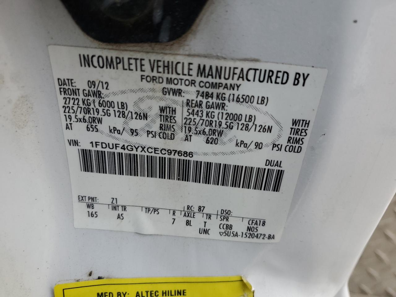 2012 Ford F450 - Image 12