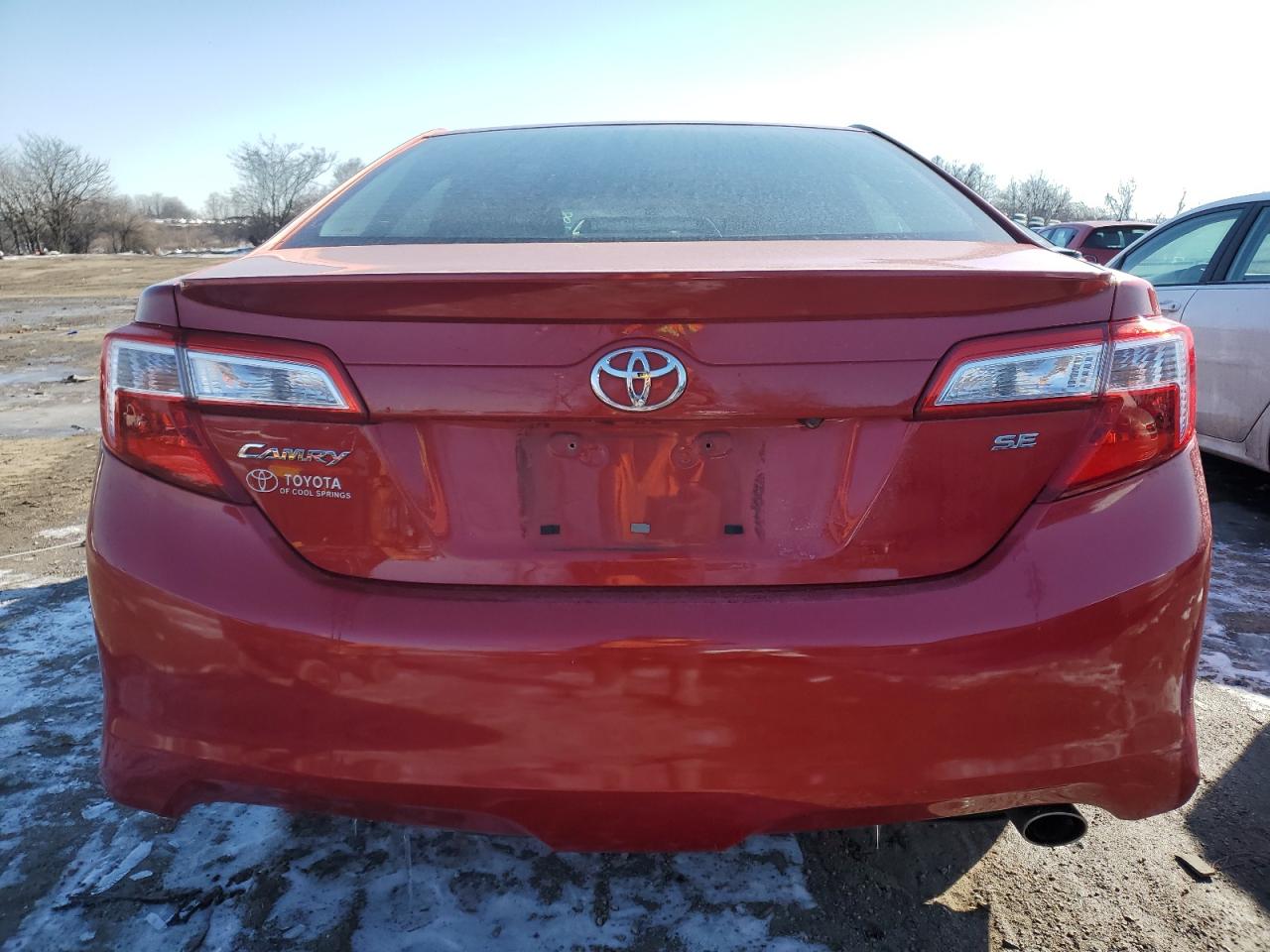 2014 Toyota Camry - Image 6