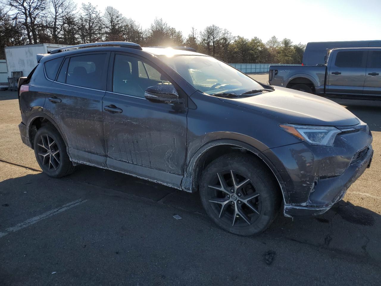 2018 Toyota RAV 4 - Image 4