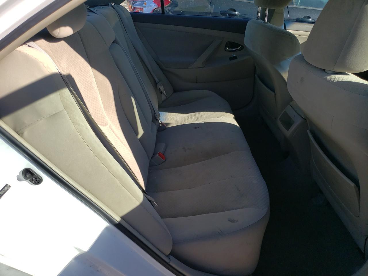 2009 Toyota Camry - Image 10