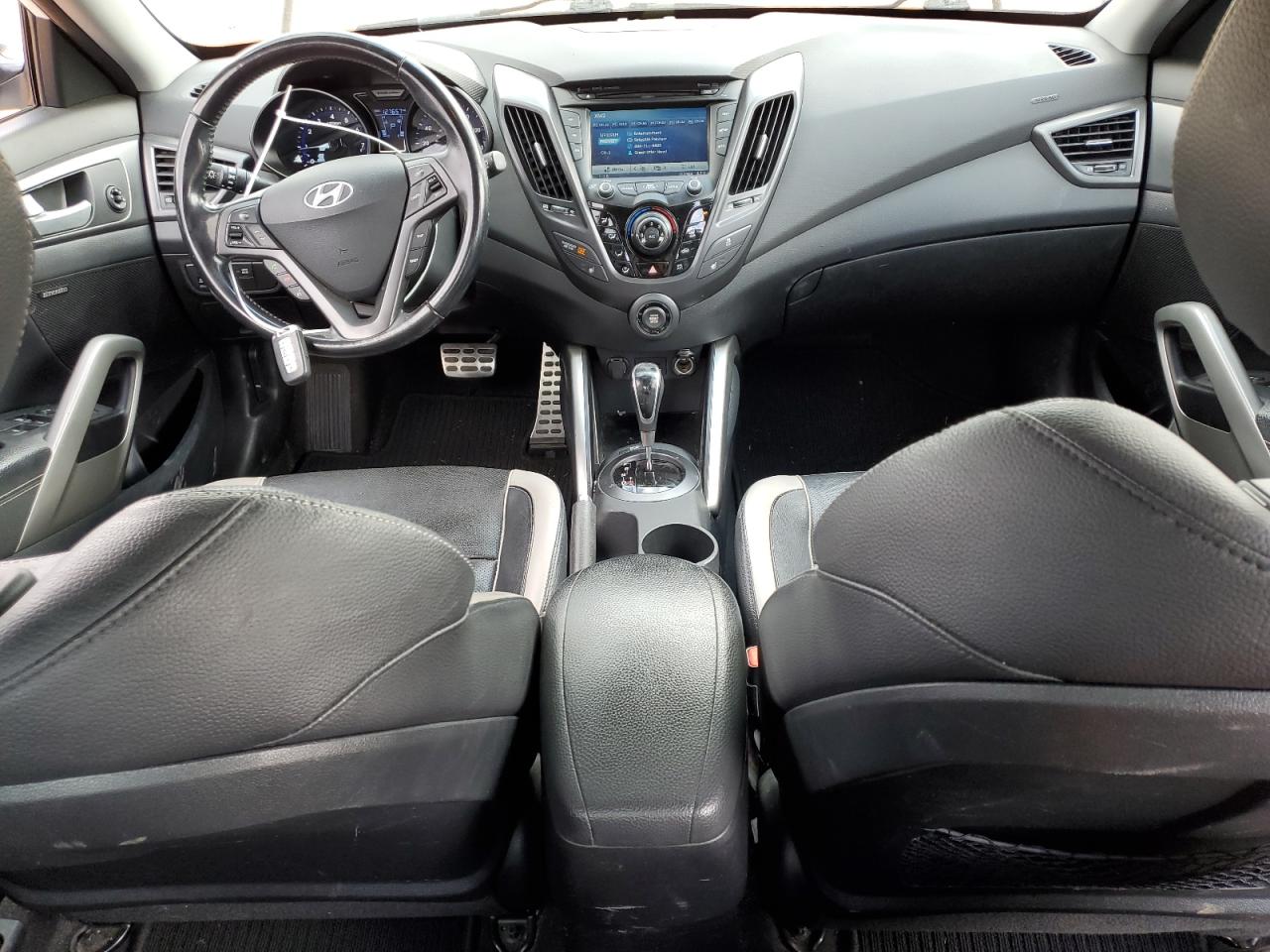 2014 Hyundai Veloster - Image 8