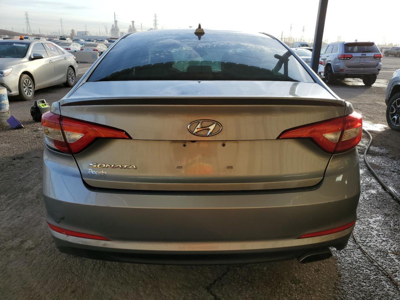 2017 Hyundai Sonata - Image 6